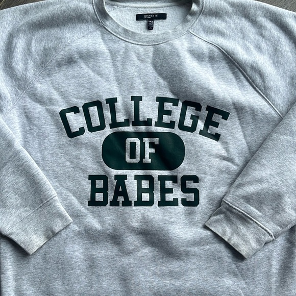 Brunette the Label "College of Babes" Oversized Crewneck - Picture 3 of 5